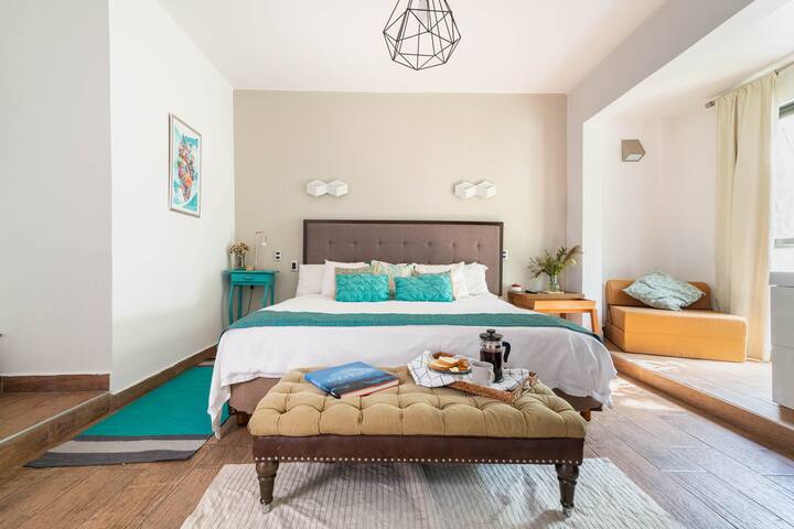 Condesa Gem for friends AC & Patio, Great Location gallery image 2