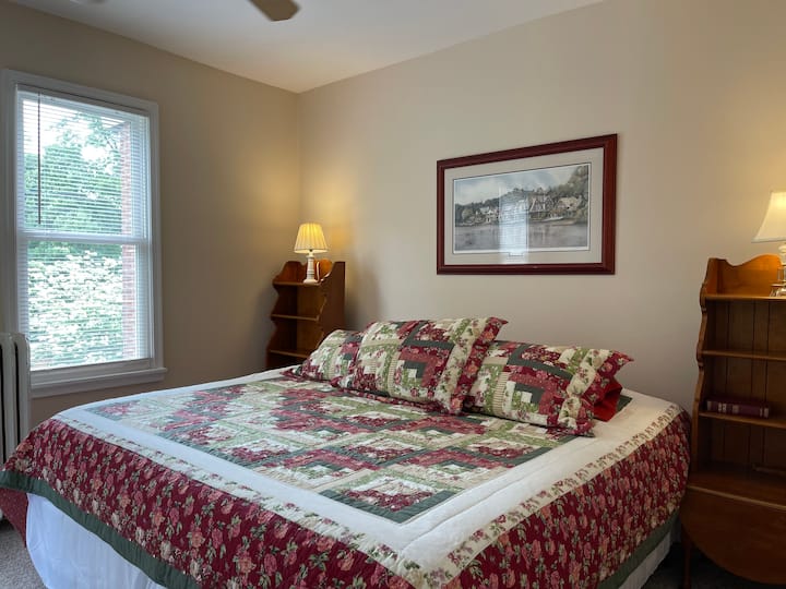 Bračni krevet (180x200) s plahtama Redland Cotton