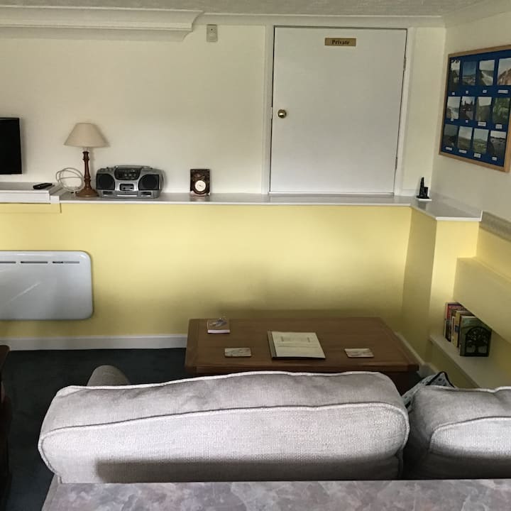 A Fully Equipped Self-catering Holiday Apartment. - Redruth