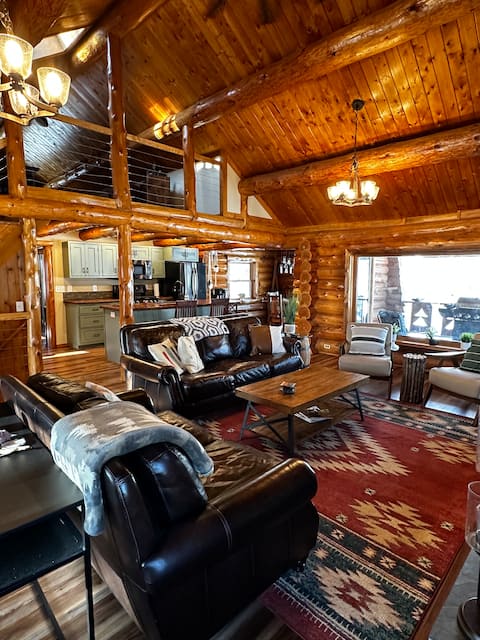 Log Cabin on Caribou Lake/Chippewa National Forest