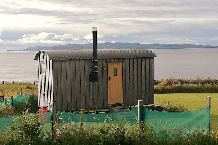 Shepherd's Hut - The Crofter's Snug - NC500+views!