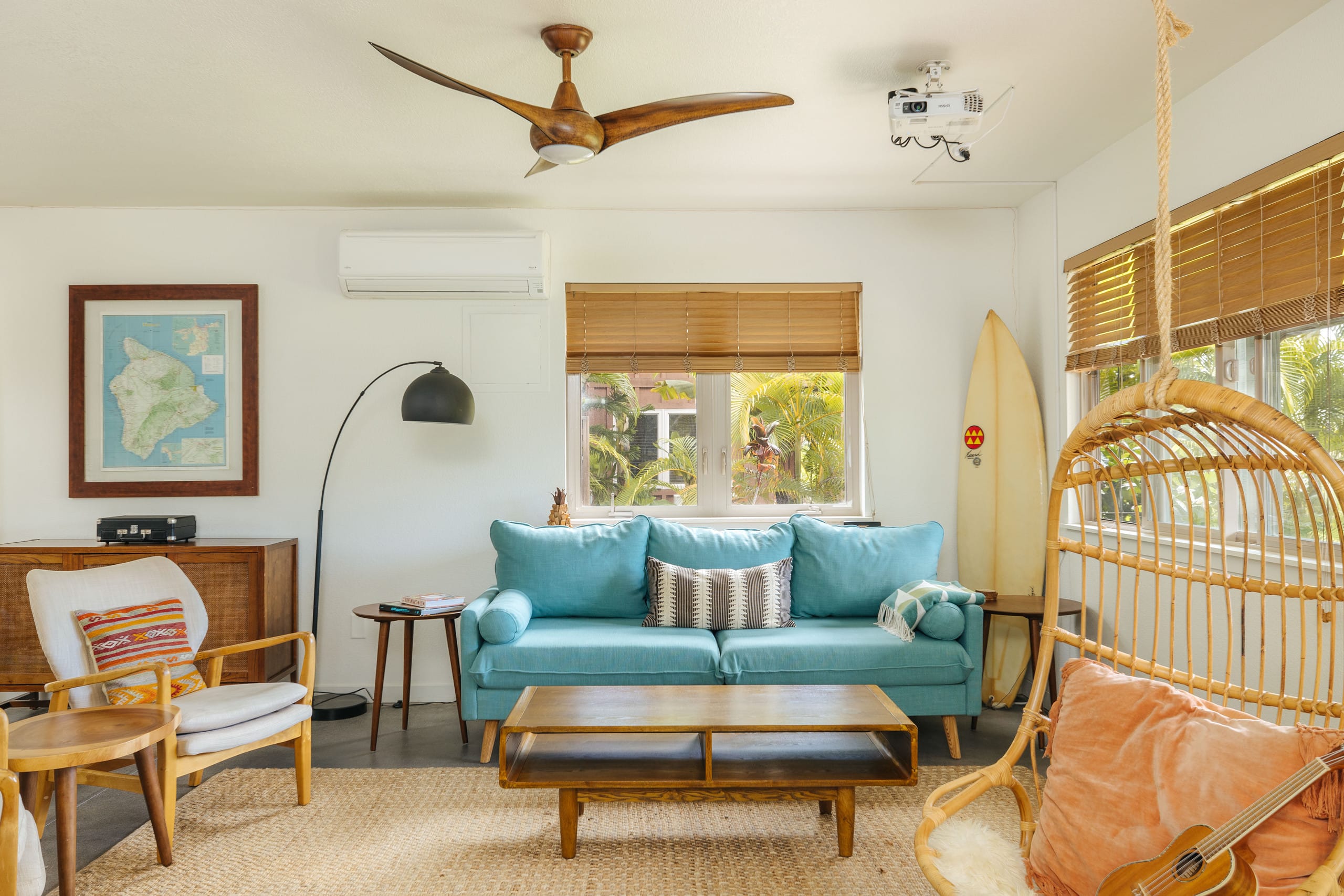Home in Kailua-Kona · ★4.89 · 6 bedrooms · 6 beds · 5 baths - Image 2