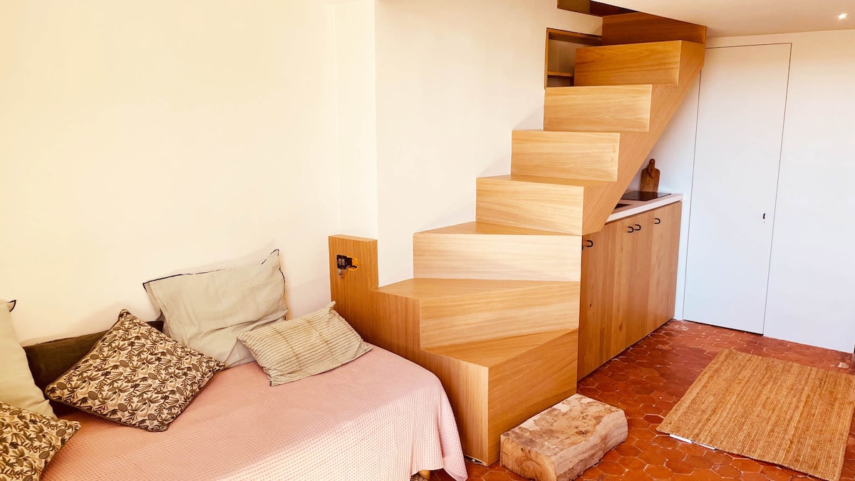 Vue séjour et cuisine