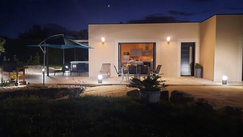 Villa Drôme Jacuzzi "the house next door"