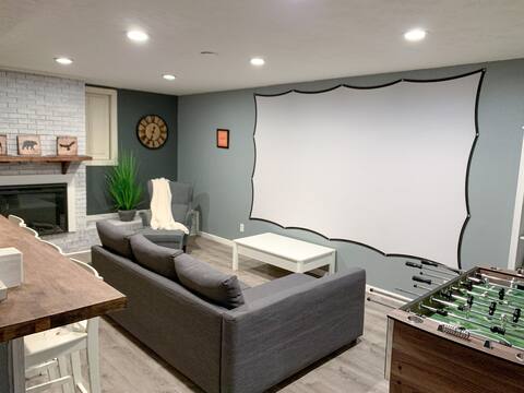 Great 3BR with Man-cave in the ‘Burbs