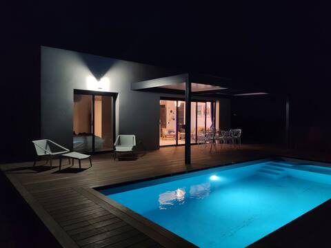 Villa Posidonie, 2hp, private heated pool.