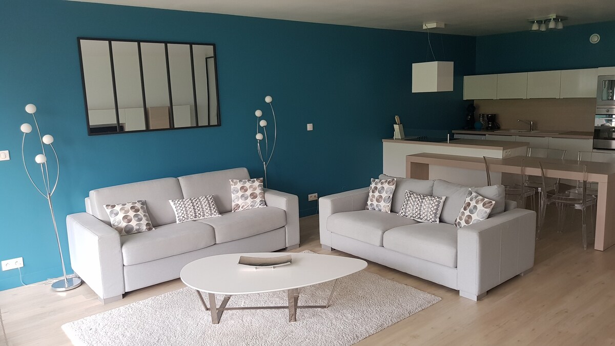 Top Airbnb: Luxury apartment 70 m²/parking/garden/beaches à Concarneau