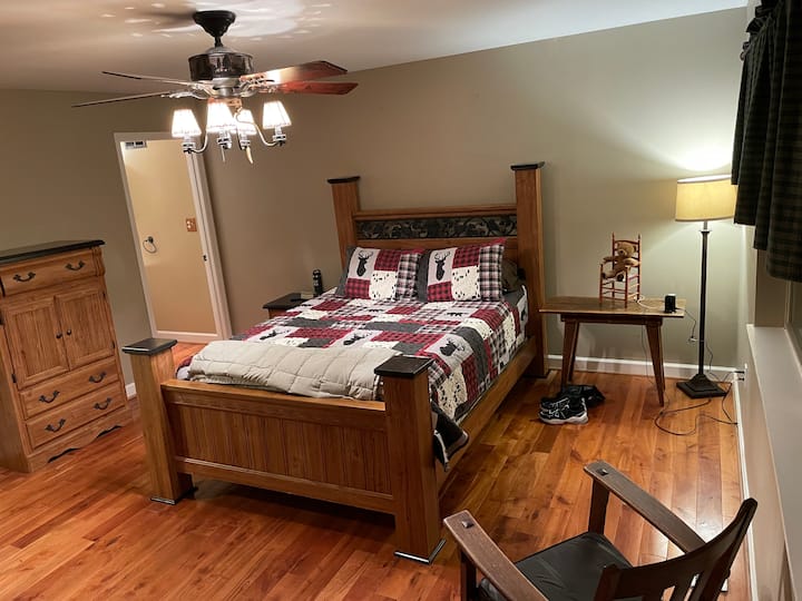 Main floor Master bedroom with great views of the lake