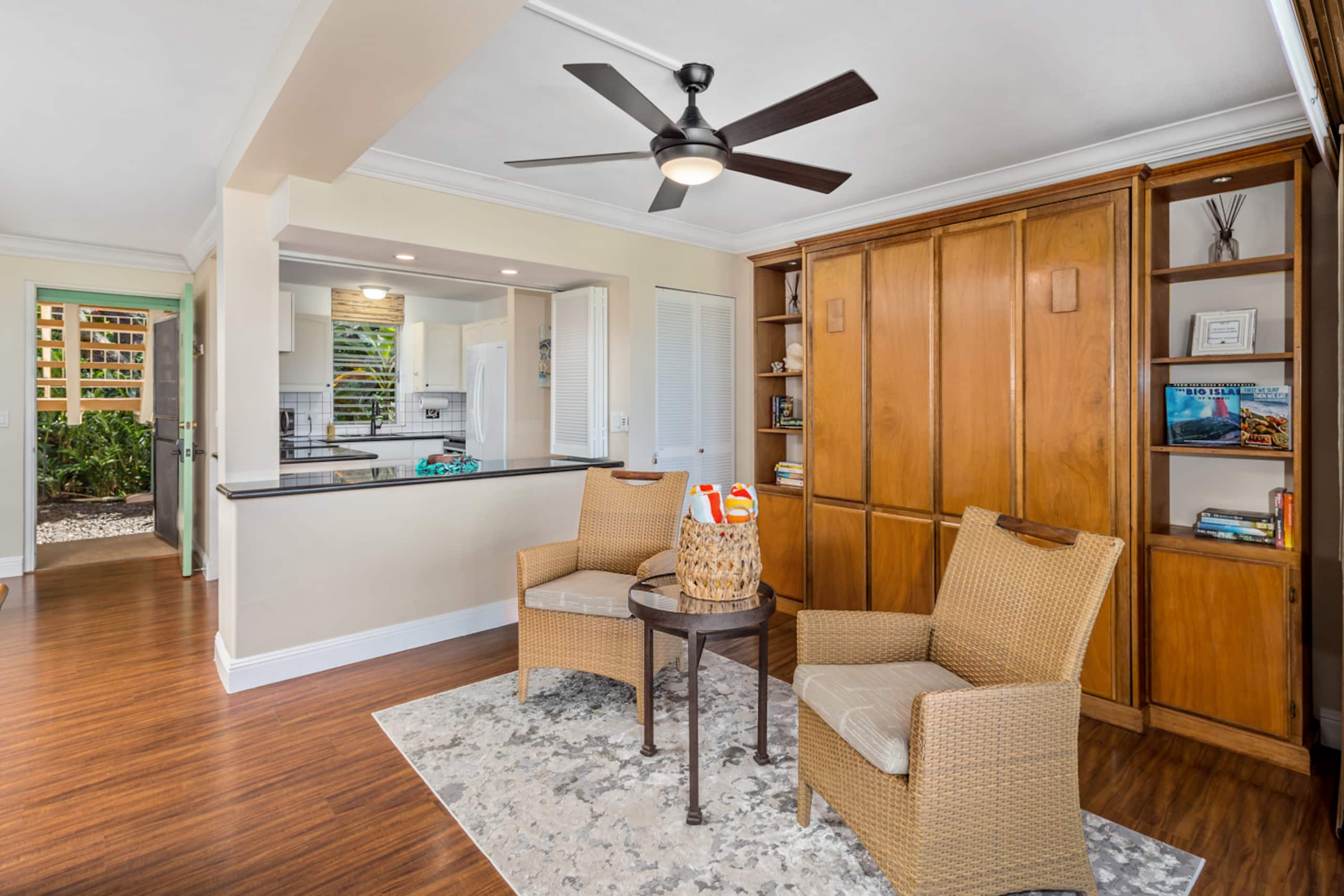 Condo in Kailua-Kona · ★4.93 · 1 bedroom · 2 beds · 2 baths - Image 7