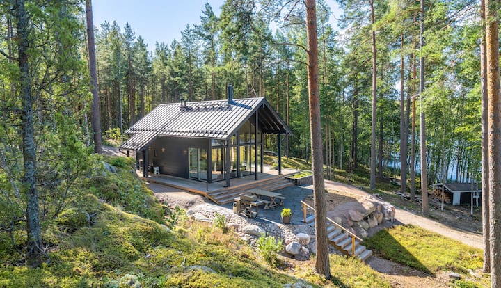 Finnish log cabin, storehouse, and a smoke sauna from 1906 - pic