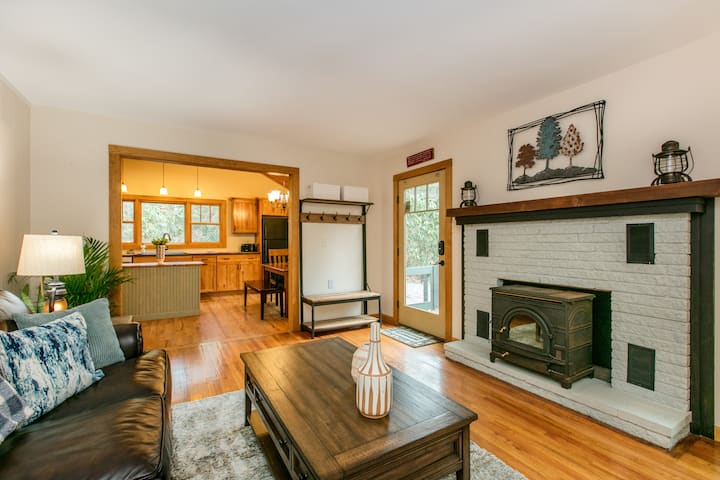 Living Room facing front door peering into the Kitchen