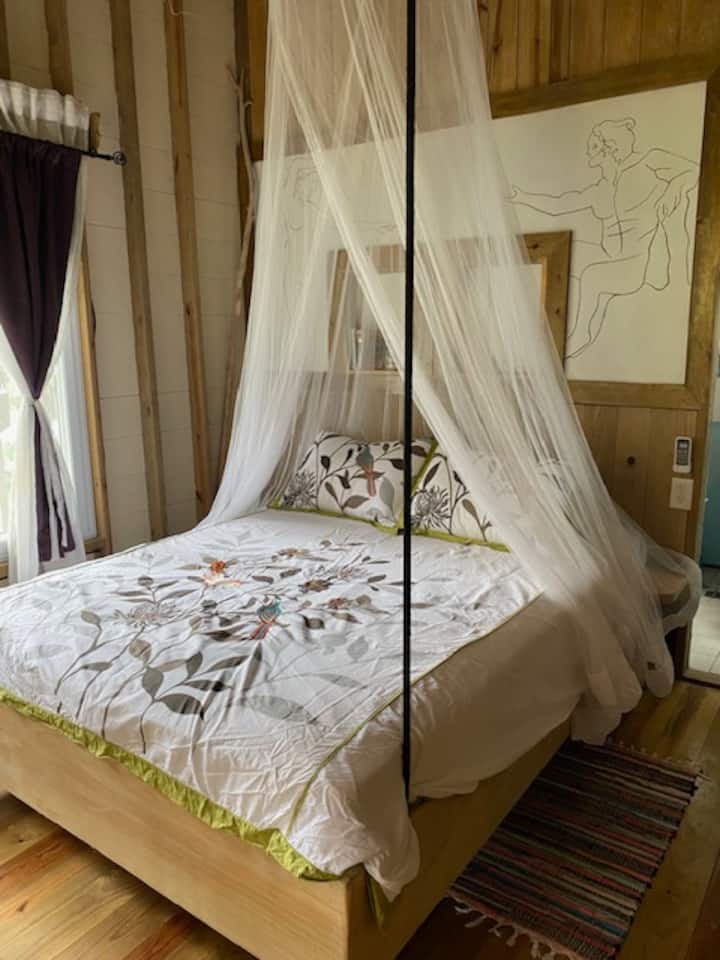 ห้องนอนขนาดควีนไซส์ 