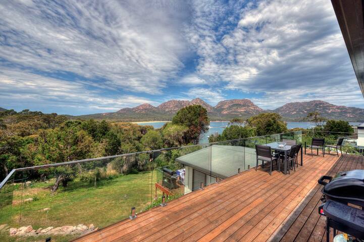 On the Beach 1 gallery image 5