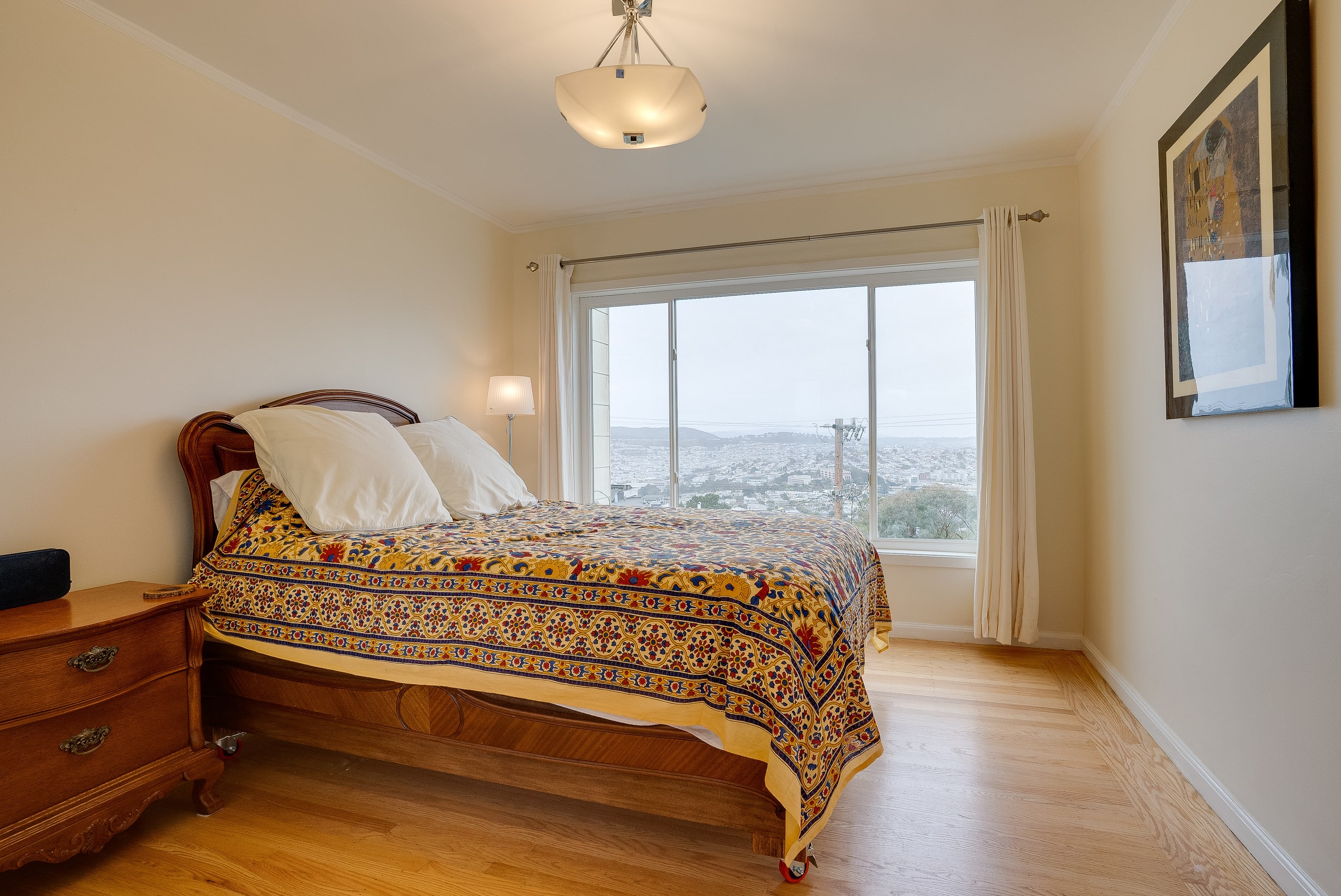 Home in San Francisco · ★4.93 · 2 bedrooms · 2 beds · 1 bath - Image 24