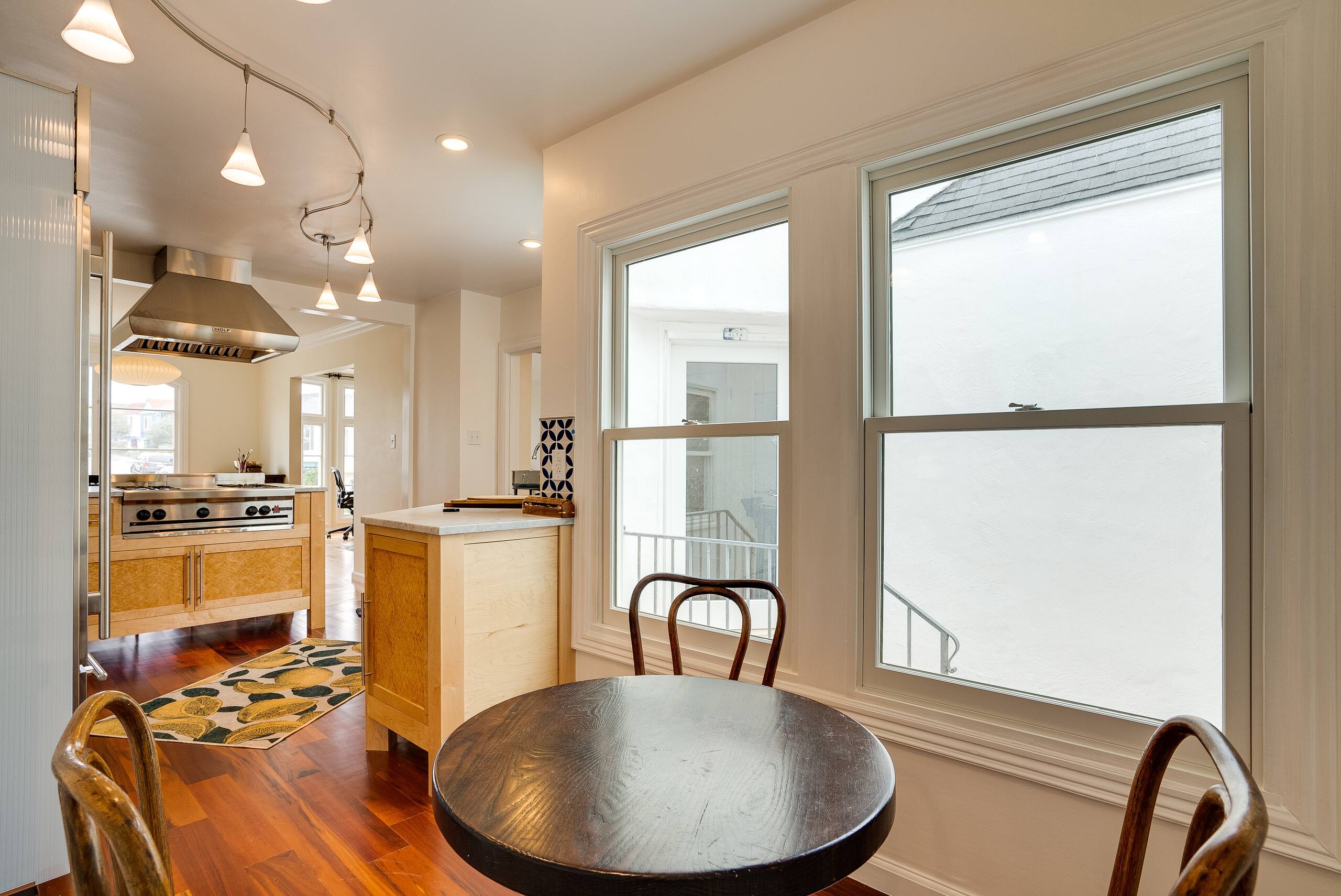 Home in San Francisco · ★4.93 · 2 bedrooms · 2 beds · 1 bath - Image 20