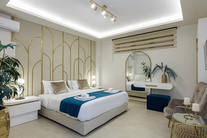 Bedroom on the lower floor with en-suite bathroom