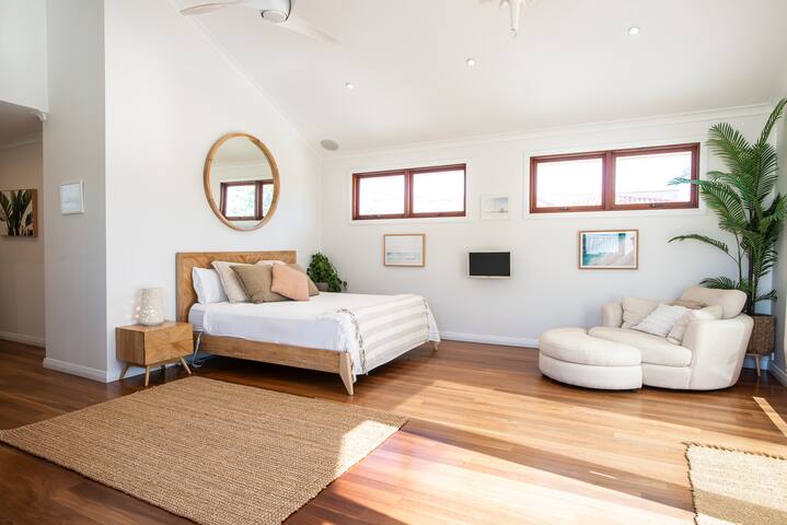 Broome St Tropical Paradise – Steps from the Beach gallery image 2