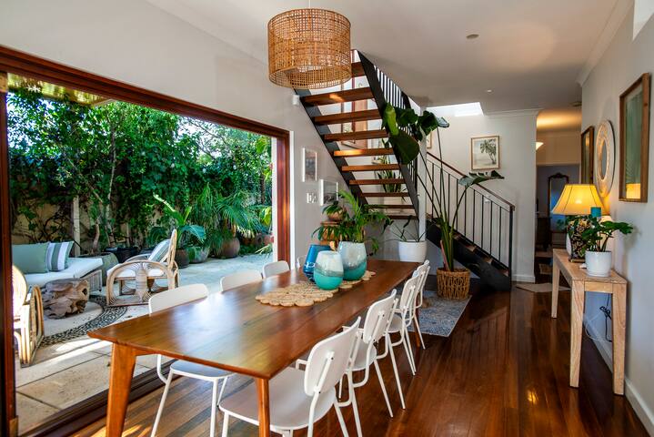 Broome St Tropical Paradise – Steps from the Beach gallery image 5