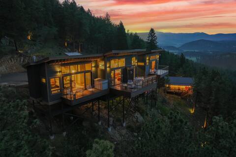 Luxury Treehouse + Glamping Tent - Views for Miles
