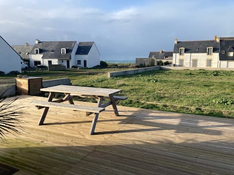 New, cosy house with sea view near beach and surf