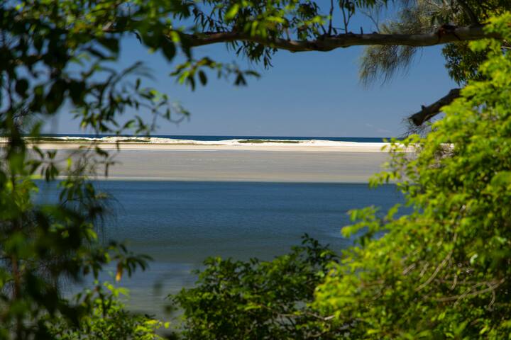 Bushland Retreat in Smiths Lake gallery image 4