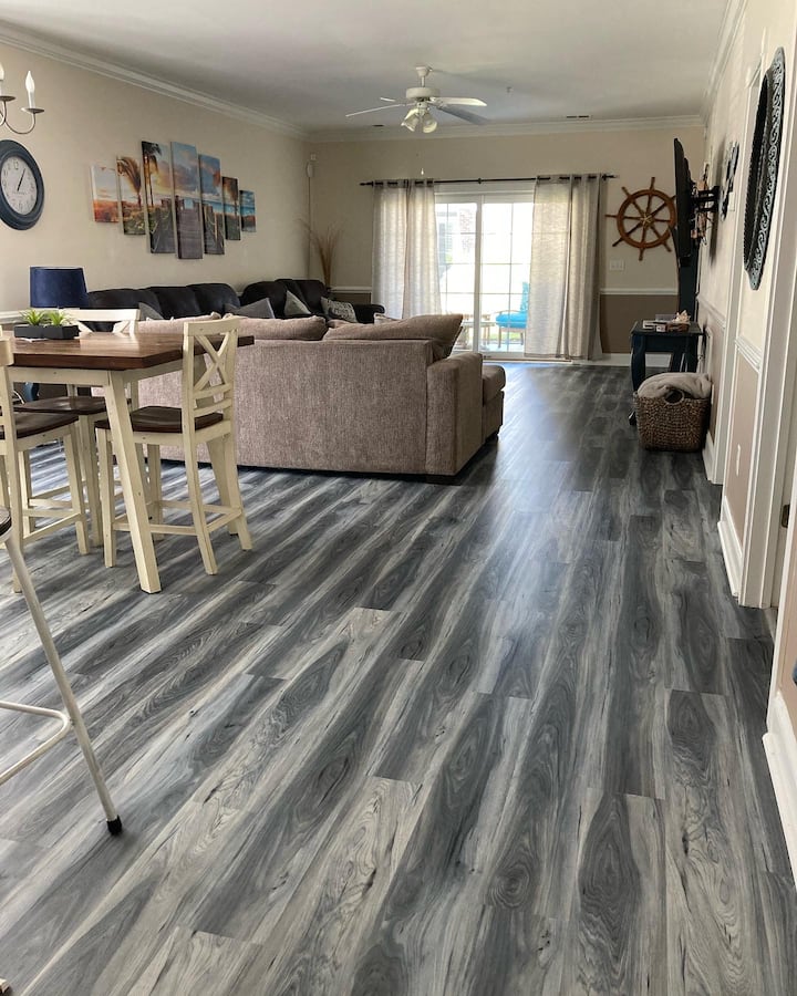Massive 1st Floor End Unit - Myrtle Beach, SC