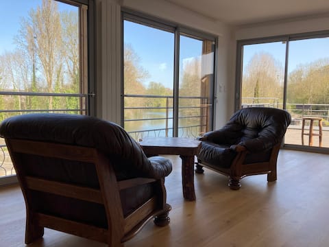 Annonce Airbnb populaire: Charming loft in a mill on the banks of the Loir à Eure Et Loir