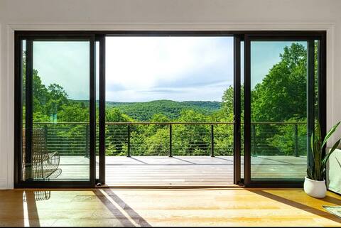 MountainView Retreat: Scenic View, Sauna, Hiking