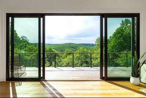 MountainView Retreat: Scenic View, Sauna, Hiking