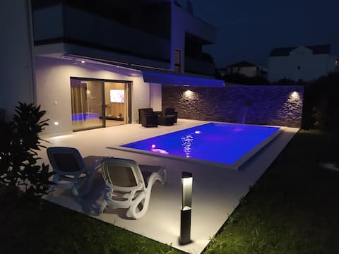 Tesa 1 -Villa with private pool (2 bedrooms)