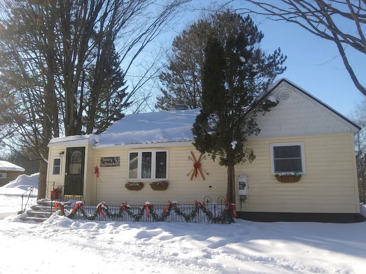 "Bakery Bungalow" Sweet & Nature ! Houses for Rent in