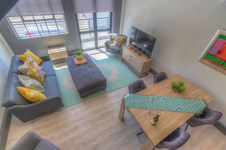 Crossfire@Home – 105 The Vynide gallery image 2