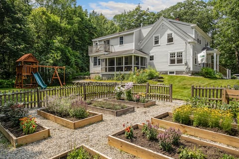Family-Friendly Retreat in Cape Porpoise
