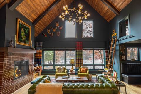 Wisconsin Winter Vintage Cabin | Snowshoe Bonfires