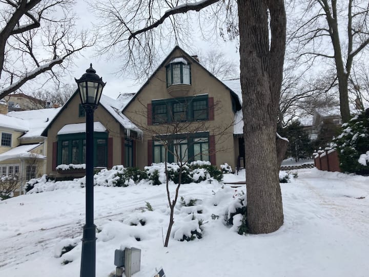 Beautiful Minneapolis Home - Minneapolis, MN