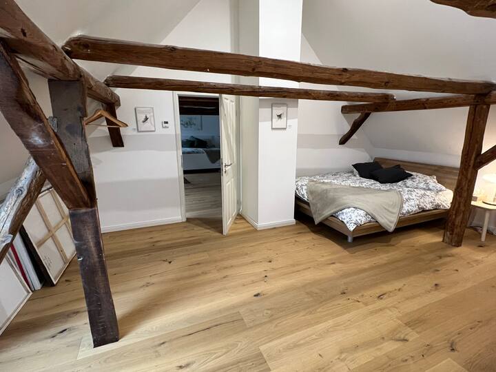 Schlafzimmer 1