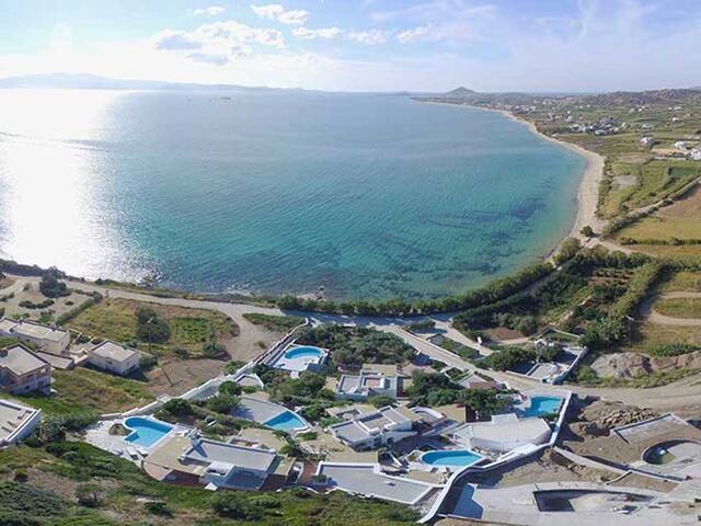 Villa ‘Blue’-private pool… a unique escape gallery image 3