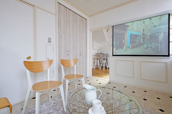 85平米4LDK/東新宿駅徒歩2分/新宿1駅/新大久保駅 徒歩10分/渋谷10分/高速wifi/浅草 gallery image 3