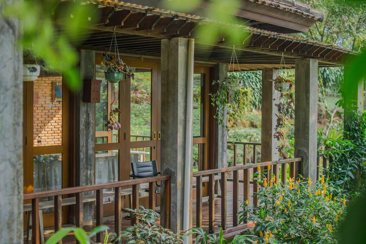 AirBnB dengan nuansa alam
