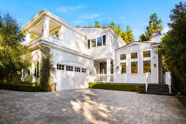 5090sf in Heart of Prime West Hollywood gallery image 2