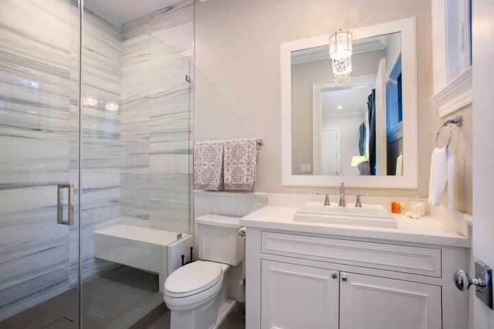 5090sf in Heart of Prime West Hollywood gallery image 5