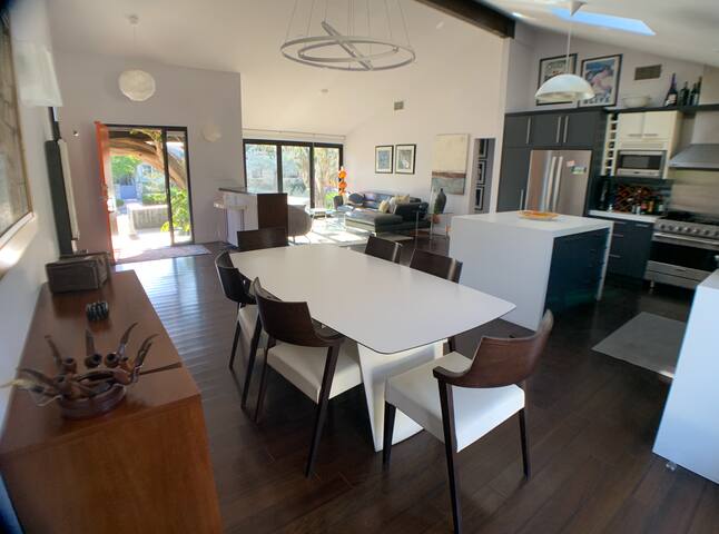 Modern Zen Oasis Home. gallery image 5