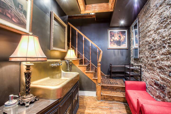 Maison Patriotes7BRM,8-20 guest in❤of Old Montréal gallery image 3