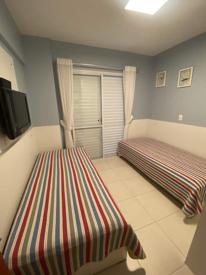 DORMITORIO 3 CAMAS (1ANEXA)