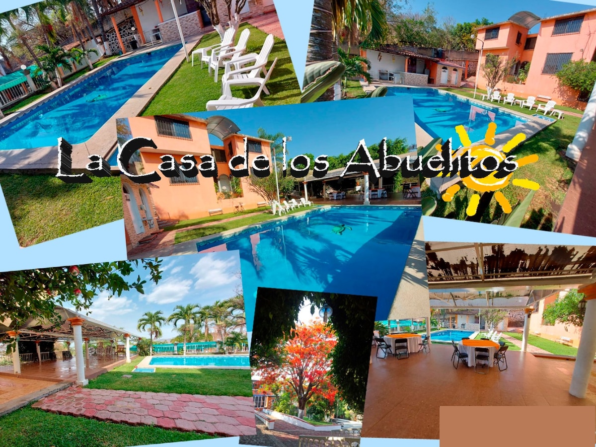 Successful Airbnb property: The eternal spring in La casa de los Abuelitos in Constitución