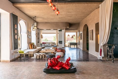 Luxury Villa 38 pax – Spa, Relaxation & Gastronomy