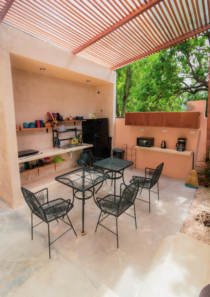 Habitación Já, A La Vuelta Del Parque La Plancha - Mérida, México