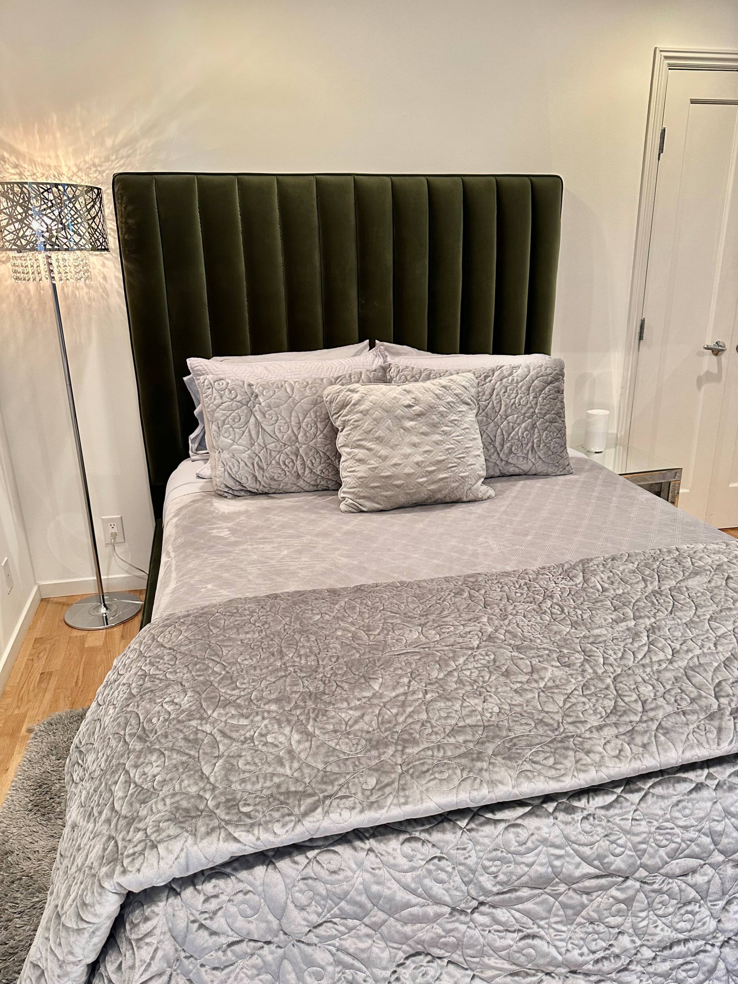 Condo in San Francisco · ★4.83 · 1 bedroom · 1 bed · 1 bath - Image 18