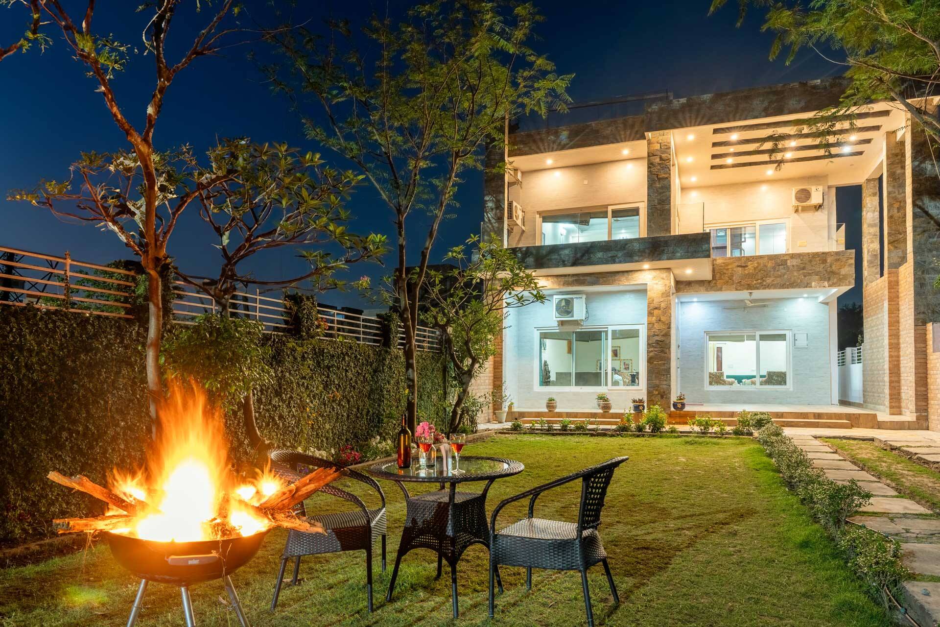 Vista Divine by VEO, StayVista - 3BHK Pet-Friendly Villa with BBQ & Bonfire