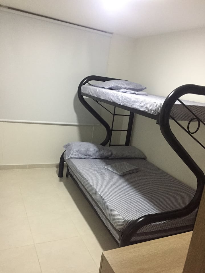 Chumba cha pili. Nyumba ya mbao kwa watu 4 